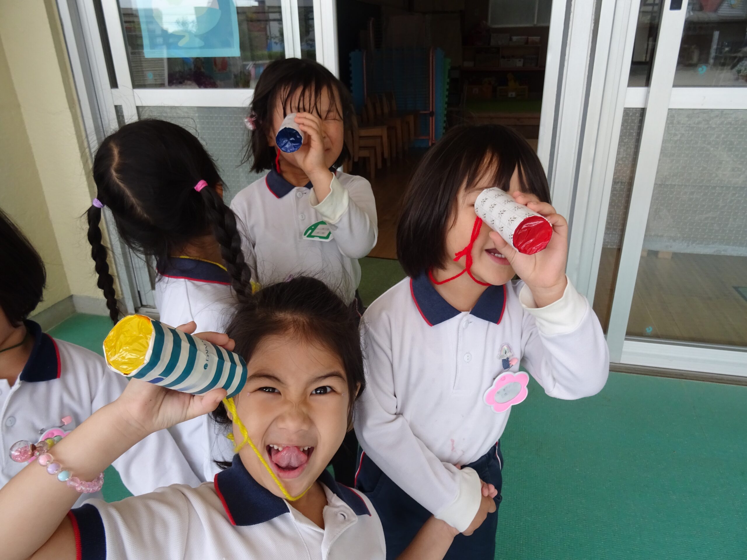 年長さんと園内巡り